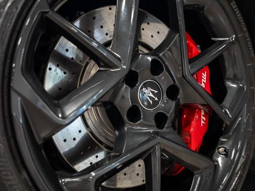 2022 Maserati MC20 Base