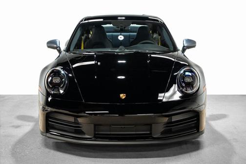 2025 Porsche 911 Carrera T