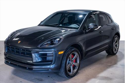 2022 Porsche Macan Base