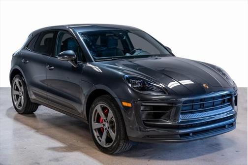 2022 Porsche Macan Base