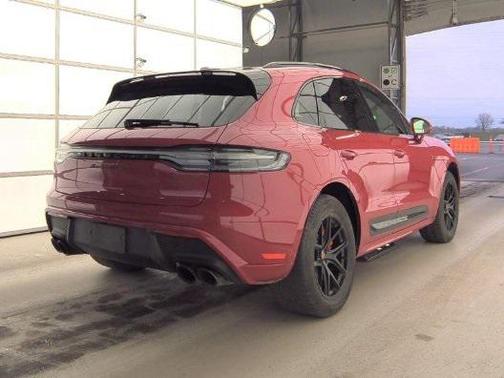 2024 Porsche Macan GTS