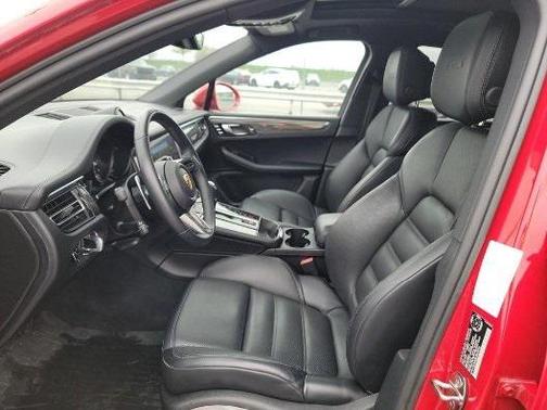 2024 Porsche Macan GTS