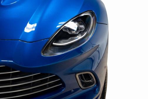 2022 Aston Martin DBX Base