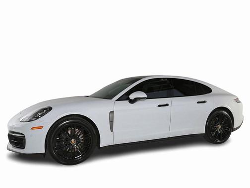 2023 Porsche Panamera 4 Platinum Edition