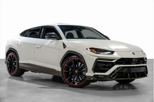 2022 Lamborghini Urus Graphite Capsule