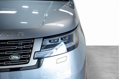 2023 Land Rover Range Rover P400 SE