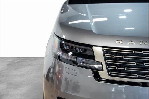2023 Land Rover Range Rover P400 SE
