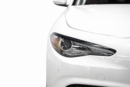 2020 Alfa Romeo Giulia Ti Sport