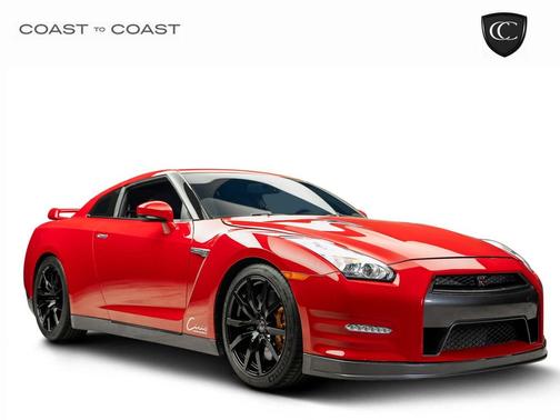 Red 2015 Nissan GT-R Premium