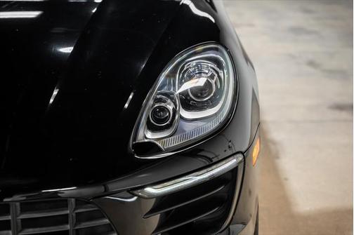 2018 Porsche Macan Sport Edition