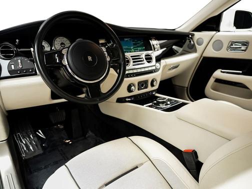 White 2017 Rolls-Royce Wraith