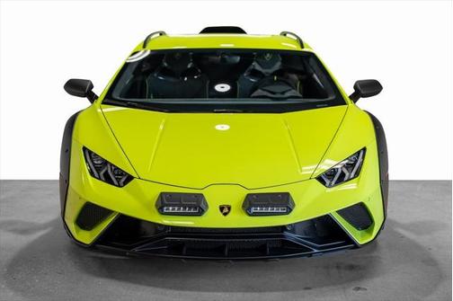 2024 Lamborghini Huracan Sterrato Base