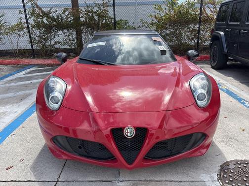 2015 Alfa Romeo 4C Spider Base