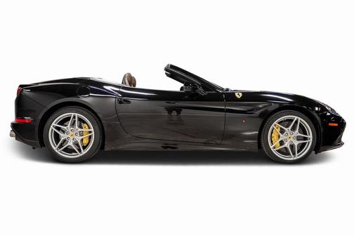 2015 Ferrari California T