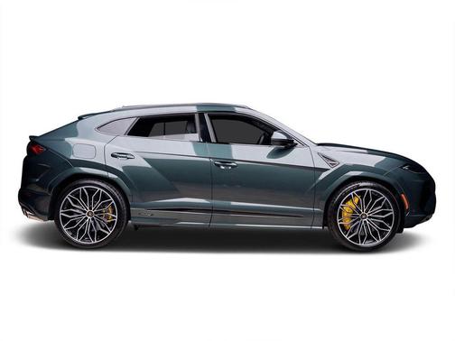 2025 Lamborghini Urus SE