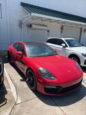 2020 Porsche Panamera GTS