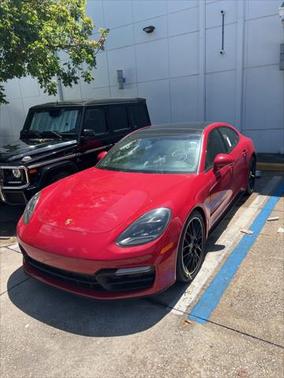 2020 Porsche Panamera GTS