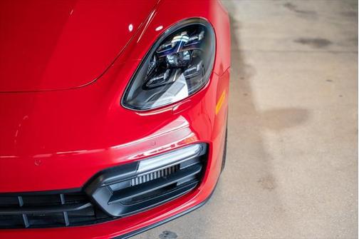 2020 Porsche Panamera GTS
