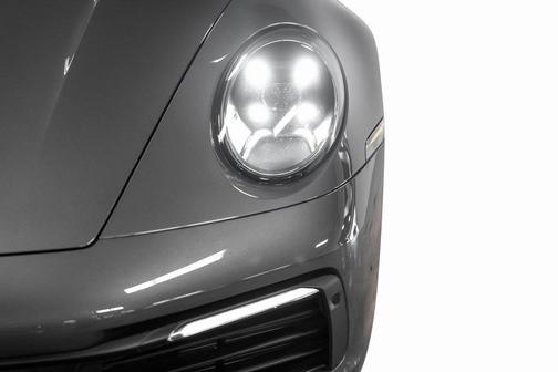 2020 Porsche 911 Carrera 4S Cabriolet