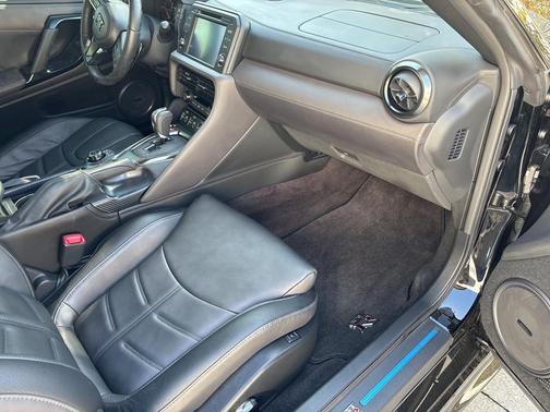 2021 Nissan GT-R Premium