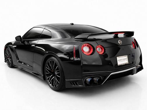 2021 Nissan GT-R Premium