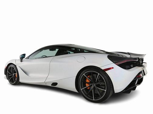 2021 McLaren 720S Performance