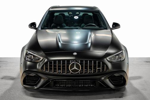 2024 Mercedes-Benz AMG C 63 S E Performance
