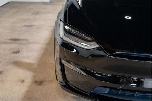 2023 Tesla Model X Plaid Tri Motor All-Wheel Drive