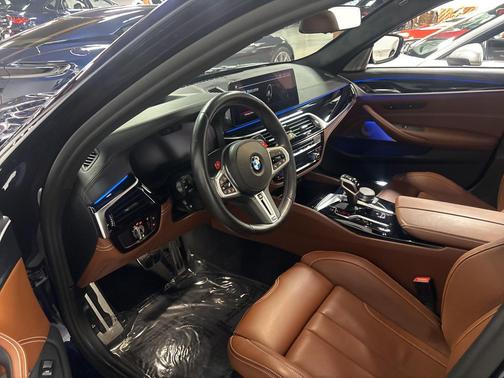 2022 BMW M5 Competition