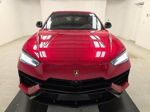 2023 Lamborghini Urus S