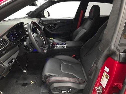 2023 Lamborghini Urus S