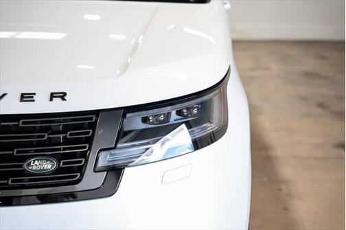 2023 Land Rover Range Rover P400 SE