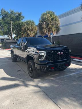 2025 Chevrolet Silverado 2500 4WD Crew Cab Standard Bed ZR2