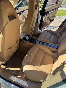 2015 Porsche Panamera 4