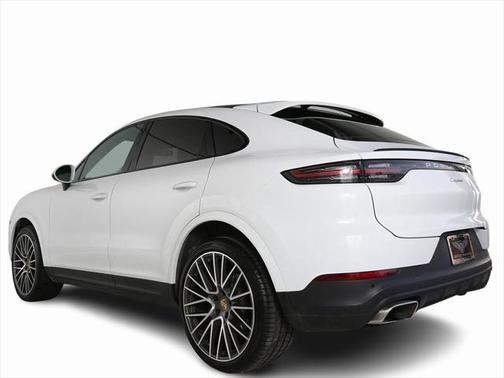 2023 Porsche Cayenne Base