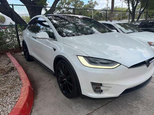 Pearl White Multi-Coat 2020 Tesla Model X Performance Dual Motor All-Wheel Drive