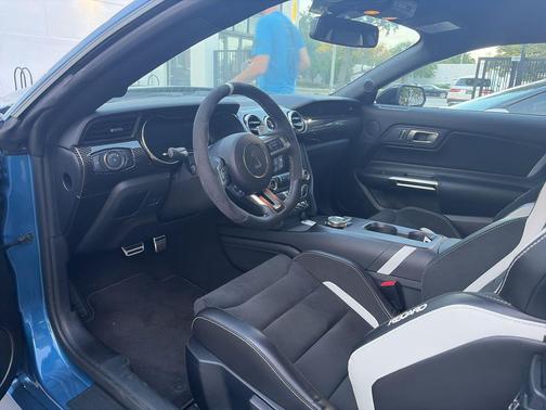 Ford Performance Blue Metallic 2021 Ford Shelby GT500 Base