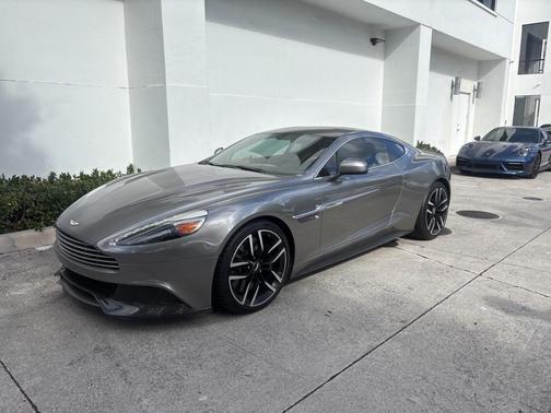 2016 Aston Martin Vanquish V12