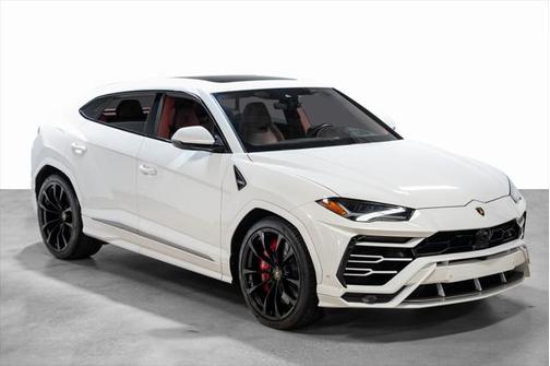 2020 Lamborghini Urus Base
