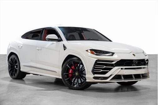 2020 Lamborghini Urus Base