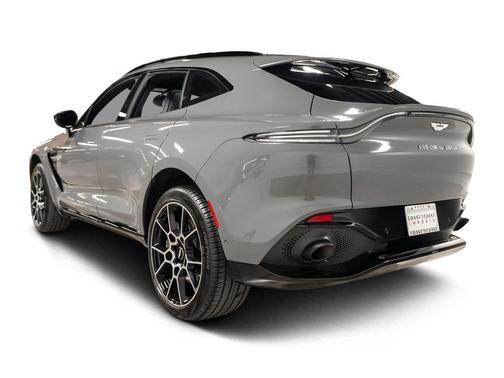 2021 Aston Martin DBX Base