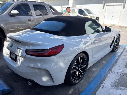 2023 BMW Z4 sDrive30i