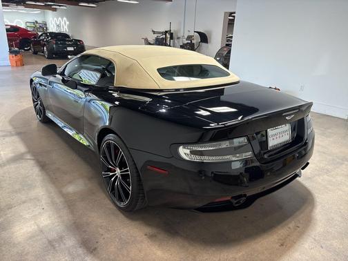 2015 Aston Martin DB9 Volante