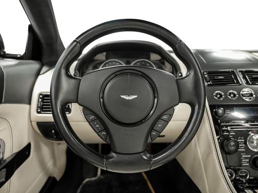 2015 Aston Martin DB9 Volante Carbon Edition