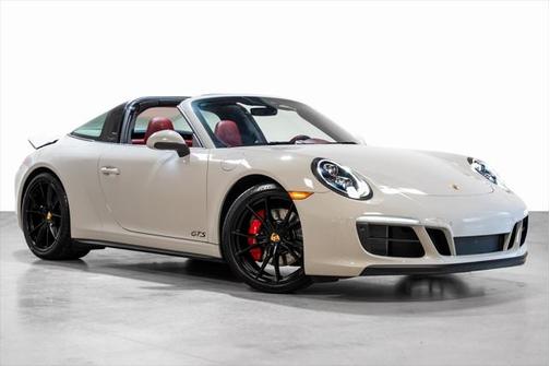 2019 Porsche 911 Targa 4 GTS