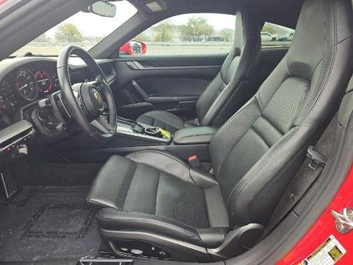 2020 Porsche 911 Carrera S