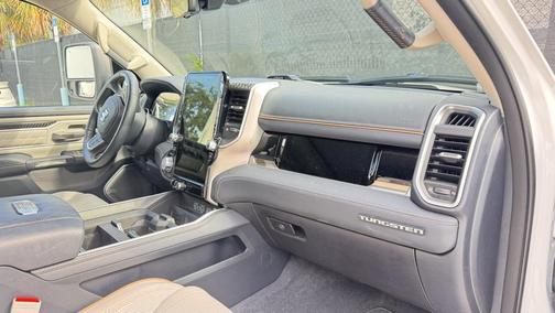 2025 RAM 1500 ST