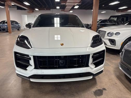 2024 Porsche Cayenne Turbo GT