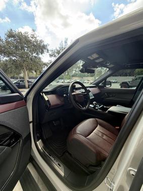 2025 Land Rover Range Rover Sport SE