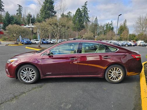 2016 Toyota Avalon Hybrid Limited